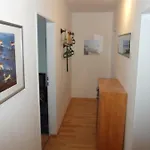 Strandleben 1 *